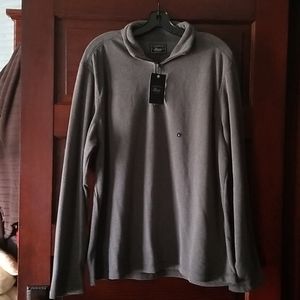 Mens G.H. Bass & Co. Fleece sweatshirt.